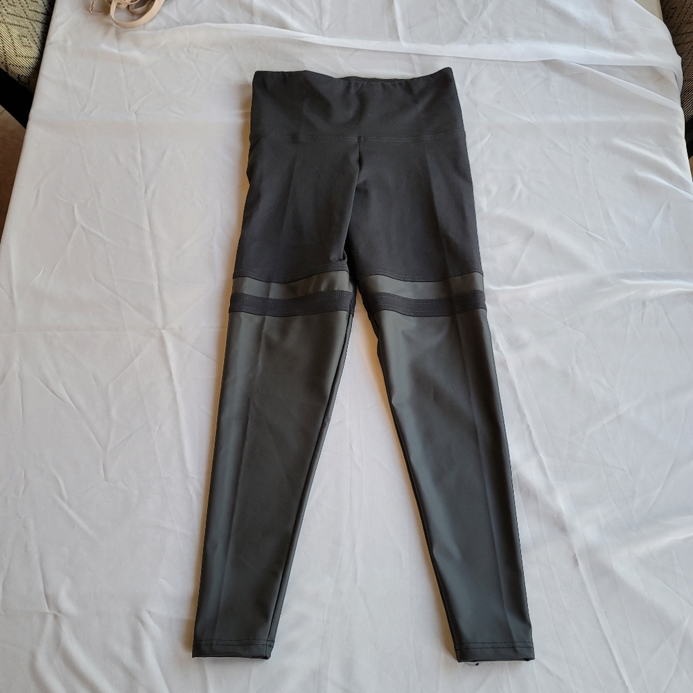 From Rachel Faux Leather Stripe Leggings - size M